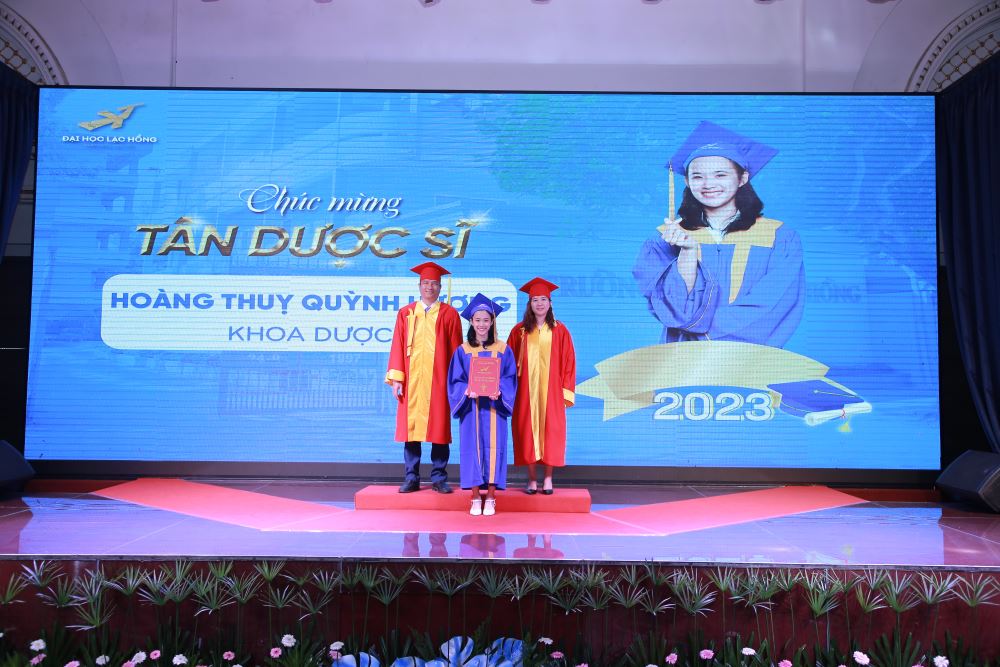 Lễ tốt nghiệp của hơn 500 tân kỹ sư, tân cử nhân và tân dược sĩ trường Đại học Lạc Hồng